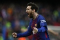 Krajší darček si Messi želať nemohol: Modelka mu vystrčila sexi zadok!