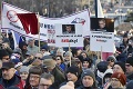 Centrum Prahy ochromili demonštrácie: Ľudia pochodovali s tranparentmi, na ktorých svietila tvár Babiša!