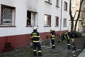 Požiar bytu v Bratislave: Zasahovalo tam 18 hasičov
