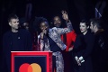 Brit Awards 2018 sú rozdané: Dominovala speváčka s najodvážnejšími šatami večera!