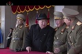 Kim Čong-un usporiadal veľkolepú vojenskú prehliadku: Odvážne slová počas prejavu