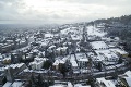 Maďarsko ochromilo sneženie: Veľké výpadky elektriny a reťazové nehody