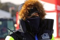 Problémy s mrazmi: Zjazdári po tréningoch vyhadzujú zničené lyže!