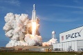 Úspešný let rakety Falcon Heavy otvoril cestu spoločnosti SpaceX: Prvý komerčný let už čoskoro!