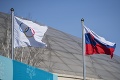 V olympijskej dedine už veje slovenská vlajka