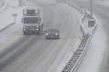 SHMÚ varuje: Slovenskom sa preženie silný vietor, na vodičov čakajú aj vážnejšie nástrahy!