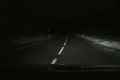 Marián šoféroval v noci po neosvetlenej ceste: Na kameru v aute natočil hrozivý moment!