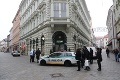 Polícia zverejnila video z megalúpeže v Bratislave: Takto ukradli hodinky za 888 000 €!