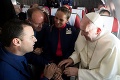 Letuška a stevard požiadali pápeža o požehnanie manželstva: Šokujúca reakcia Františka!