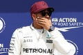 Hamilton sa môže chytať za hlavu: Namiesto Vettela dostal trest on!