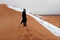 Globálne otepľovanie si žiada svoju daň: V Sahare napadol takmer pol metrový sneh