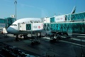 Let Emirates musel núdzovo pristáť v Budapešti: Cestujúcim bolo zle