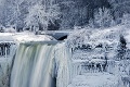 Mrazivé počasie v Amerike zmenilo Niagarské vodopády: Sledujte tú ľadovú krajinu zázrakov