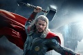 Austrálsky herec Chris Hemsworth trávi sviatky akčne: Čo robí Thor, keď odloží kladivo