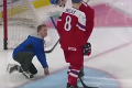 Českí hokejoví reprezentanti sa môžu hanbiť: Šikanovali vystrašeného usporiadateľa, išlo o život!