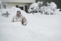 Amerika prehráva boj s obrovskými návalmi snehu: FOTKY historicky rekordnej kalamity!