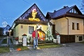 Je toto najväčší milovník Vianoc na Slovensku? Ján spraví jediný pohyb a z jeho domu budete unesení
