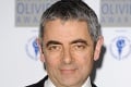 Spokojný Rowan Atkinson alias Mr. Bean: Za ručičky sa vodí s o polovicu mladšou milenkou!