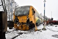 Osobný vlak vrazil do nákladného vlaku, hlásia 3 zranených: Najhoršie je na tom sprievodkyňa