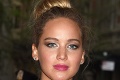 Študentku Alexiu si na ulici mýlia so slávnou Jennifer Lawrence: Veď vyzerajú ako dvojičky!