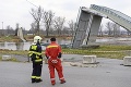 V pražskej Tróji sa zrútila betónová lávka: Ohrozená Gombitová!