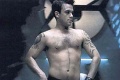 Robbie Williams sa fanúšikom ukázal ÚPLNE nahý: Toto však medzi jeho nohami nečakali!