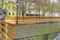 Obľúbenú atrakciu na Hviezdoslavovom námestí už stavajú: Klzisko zväčšia o 10 metrov