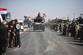 Iracké vládne sily dobyli ropné polia pri Kirkúku: Z mesta utekajú tisíce ľudí