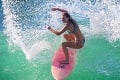 O sexi surferku Holly-Daze Coffey sa fanúšikovia trhajú: Keď zbadáte jej telo, pochopíte prečo