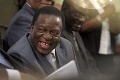 Prezident Zimbabwe sa zbavil svojho dlhoročného spolupracovníka: Drsný koniec viceprezidenta!