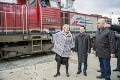 Do Bratislavy dorazil prvý vlak z Číny: Tovar za 1 milión dolárov viezol 17 dní!