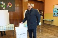 Výsledky volieb do VÚC 2017 ONLINE: Koniec Kotlebu v Banskej Bystrici, napínavý súboj v Bratislave!