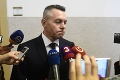 Exposlanec Jánoš už pozná verdikt: Uznali ho vinným z týrania?