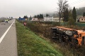 Smrteľná nehoda v Žilinskom kraji: Pri zrážke s nákladiakom zahynul vodič osobného auta