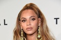 Beyoncé v extrémne obtiahnutých šatách: Môže TAKTO vyzerať 4 mesiace po pôrode dvojičiek?!