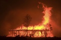 Kaliforniu ničia požiare, hlásia 11 mŕtvych: Peklo, aké ste nikdy predtým nevideli!