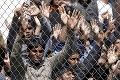 Polícia mala plné ruky práce: Na hraniciach zadržali 78 utečencov!