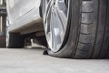 Záhoráčka poškodila pneumatiky na autách: Dvakrát z pomsty, tretí prípad nepredýchate!