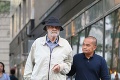 Sean Connery potrebuje pomoc pri prechádzke: Agent 087 na dôchodku