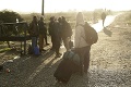 Džungľa v Calais stále nie je prázdna: Nocovalo v nej aj okolo 200 detí