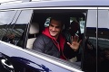 Legendárny Federer je už v Prahe: Mirka mi môže prekladať!