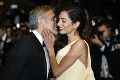 Amal s Georgeom Clooneym v Barcelone: Ukázala tehotenské bruško!