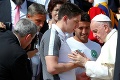 Pápež prijal futbalistov Chapecoense, ktorí prežili pád lietadla: TOTO dojalo každého!