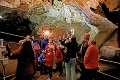 Slovensko má viac ako 7000 jaskýň, nájdete v nich skutočné skvosty: Vyberte sa za krásnym aragonitom!