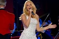 Kylie Minogue so seriálovým kolegom: Romantická večera po 30 rokoch!