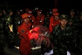 Čínu zasiahlo silné zemetrasenie: Hlásia 240 zranených a 19 mŕtvych