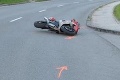 Vážna nehoda: V Košiciach zrazil motocyklista opitého chodca, obaja utrpeli ťažké zranenia