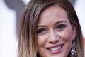 Hilary Duff na Havaji: Aha, ako mi to pádluje