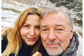 Gott prekvapil prvou selfie fotkou: Po boku manželka a v pozadí stavba, ktorú pozná každý Slovák!