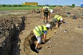 Unikátny objav slovenských archeológov: Na to, čo našli pod diaľnicou, sa nechytá ani slávny Stonehenge!
